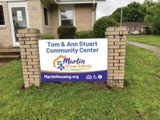 Tom and Ann Stuart Community Center sign.